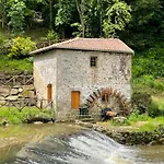 Coccinelle In The Medieval Town Of ヴィラ